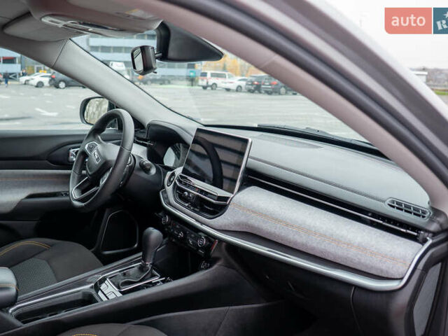 Серый Джип Компас, объемом двигателя 2.36 л и пробегом 43 тыс. км за 19500 $, фото 16 на Automoto.ua