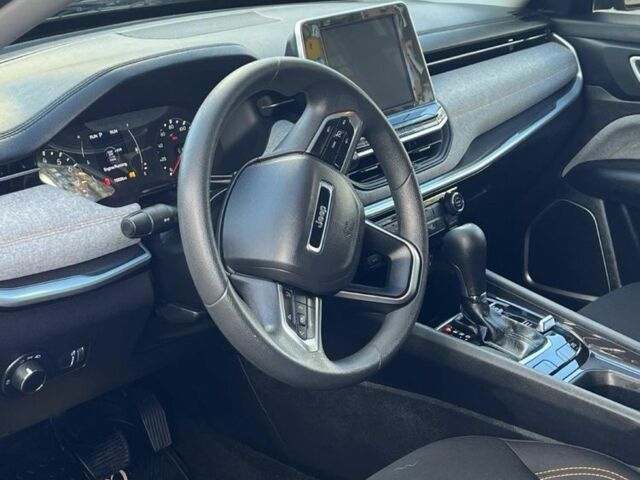 Серый Джип Компас, объемом двигателя 2.4 л и пробегом 114 тыс. км за 18000 $, фото 4 на Automoto.ua