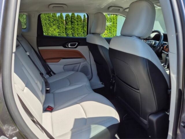 Сірий Джип Compass, об'ємом двигуна 2.4 л та пробігом 75 тис. км за 14100 $, фото 11 на Automoto.ua