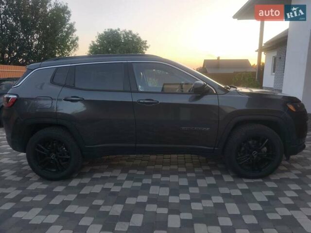 Серый Джип Компас, объемом двигателя 2.36 л и пробегом 39 тыс. км за 19990 $, фото 6 на Automoto.ua