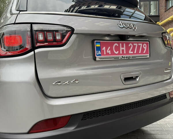 Сірий Джип Compass, об'ємом двигуна 2.36 л та пробігом 47 тис. км за 20600 $, фото 17 на Automoto.ua