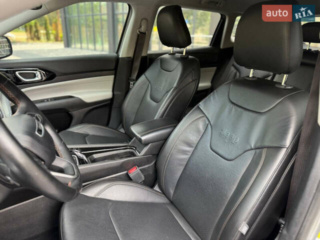 Серый Джип Компас, объемом двигателя 2.36 л и пробегом 65 тыс. км за 21500 $, фото 41 на Automoto.ua