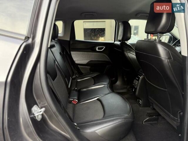 Серый Джип Компас, объемом двигателя 2.36 л и пробегом 166 тыс. км за 15700 $, фото 45 на Automoto.ua