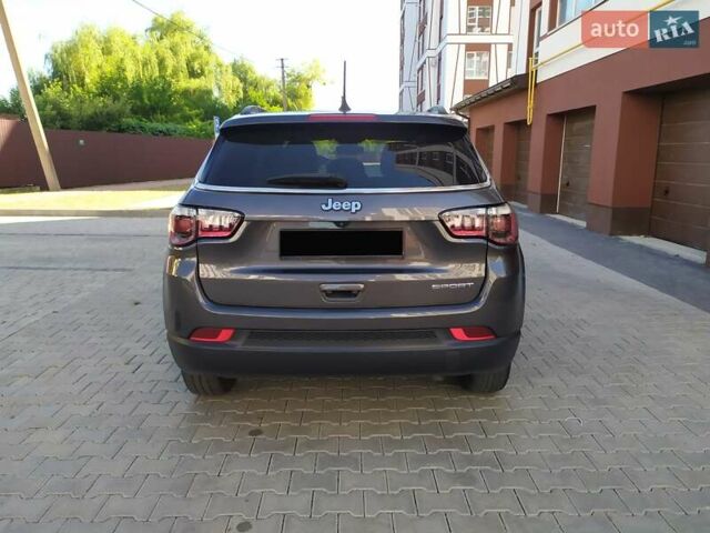 Серый Джип Компас, объемом двигателя 2.36 л и пробегом 55 тыс. км за 17000 $, фото 2 на Automoto.ua