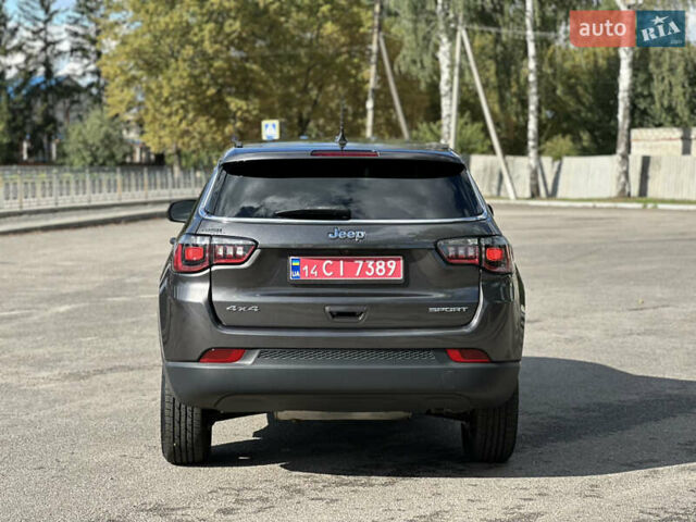 Серый Джип Компас, объемом двигателя 2.4 л и пробегом 85 тыс. км за 18500 $, фото 5 на Automoto.ua