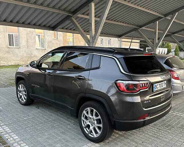 Сірий Джип Compass, об'ємом двигуна 2.36 л та пробігом 20 тис. км за 18000 $, фото 1 на Automoto.ua