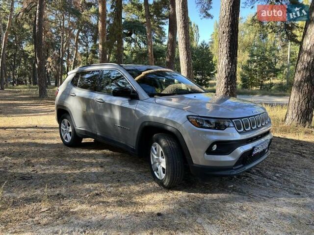 Джип Компас 2022 в Ахтырке на Automoto.ua Серый Джип Компас, объемом двигателя 2.36 л и пробегом 53 тыс. км за 20100 $, фото 3 на Automoto.ua