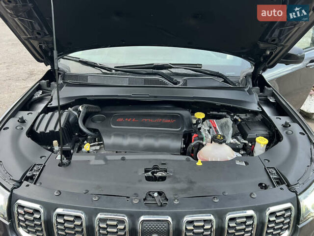 Сірий Джип Compass, об'ємом двигуна 2.4 л та пробігом 45 тис. км за 17900 $, фото 43 на Automoto.ua