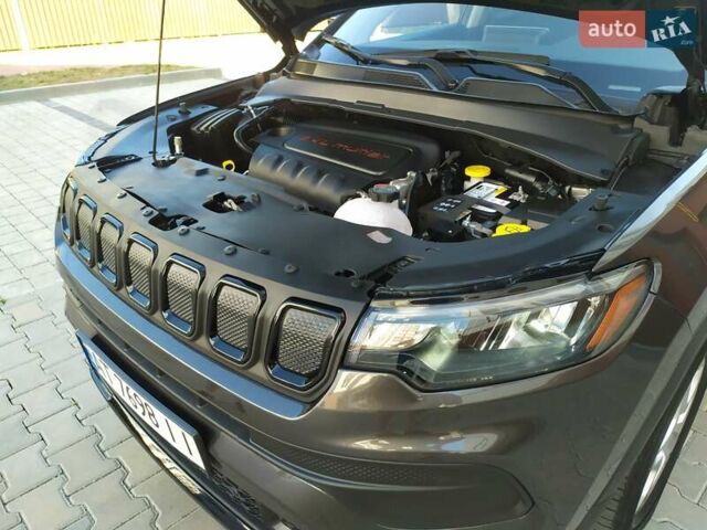 Серый Джип Компас, объемом двигателя 2.36 л и пробегом 55 тыс. км за 17000 $, фото 9 на Automoto.ua