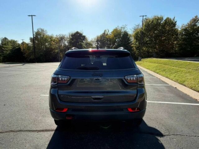 Джип Компас 2022 в Хмельницком на Automoto.ua Серый Джип Компас, объемом двигателя 2.4 л и пробегом 24 тыс. км за 6900 $, фото 3 на Automoto.ua