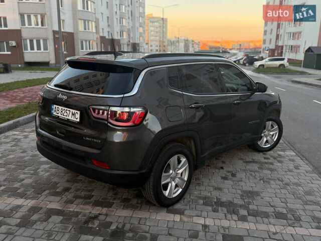 Серый Джип Компас, объемом двигателя 2.36 л и пробегом 110 тыс. км за 18700 $, фото 2 на Automoto.ua