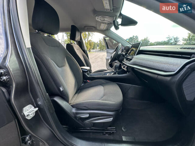 Серый Джип Компас, объемом двигателя 2.4 л и пробегом 85 тыс. км за 18500 $, фото 45 на Automoto.ua