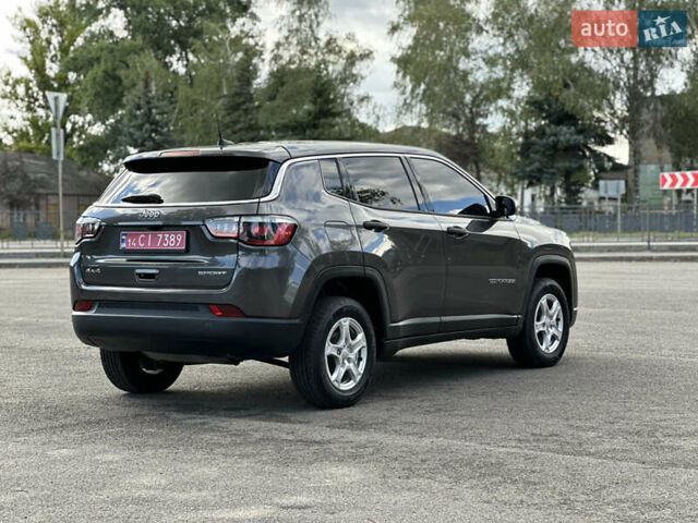 Серый Джип Компас, объемом двигателя 2.4 л и пробегом 85 тыс. км за 18500 $, фото 22 на Automoto.ua