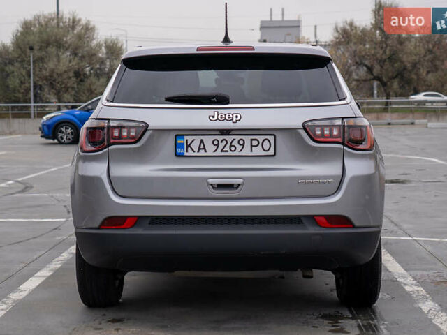 Серый Джип Компас, объемом двигателя 2.36 л и пробегом 43 тыс. км за 19500 $, фото 4 на Automoto.ua