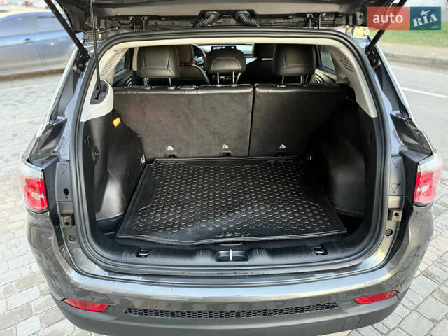 Серый Джип Компас, объемом двигателя 2.36 л и пробегом 110 тыс. км за 18700 $, фото 10 на Automoto.ua