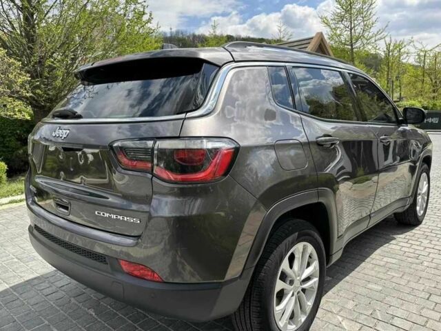 Серый Джип Компас, объемом двигателя 0 л и пробегом 131 тыс. км за 14000 $, фото 9 на Automoto.ua