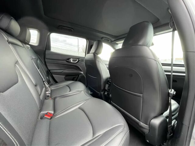 Серый Джип Компас, объемом двигателя 2.4 л и пробегом 23 тыс. км за 8900 $, фото 9 на Automoto.ua