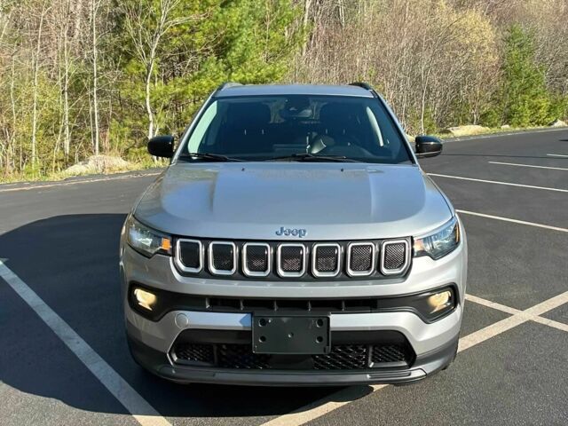 Сірий Джип Compass, об'ємом двигуна 2.4 л та пробігом 18 тис. км за 14000 $, фото 1 на Automoto.ua