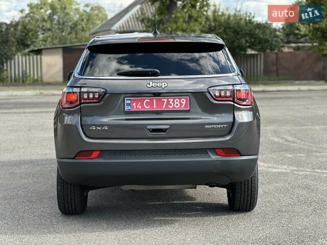 Серый Джип Компас, объемом двигателя 2.4 л и пробегом 85 тыс. км за 18500 $, фото 24 на Automoto.ua
