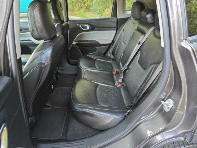 Сірий Джип Compass, об'ємом двигуна 2.4 л та пробігом 20 тис. км за 5200 $, фото 12 на Automoto.ua