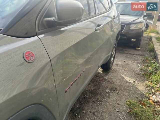 Серый Джип Компас, объемом двигателя 2.36 л и пробегом 66 тыс. км за 13999 $, фото 6 на Automoto.ua