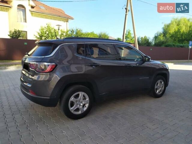 Серый Джип Компас, объемом двигателя 2.36 л и пробегом 55 тыс. км за 17000 $, фото 6 на Automoto.ua