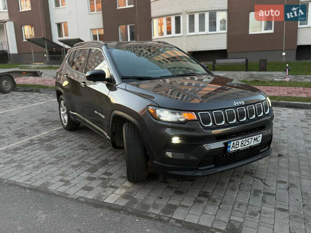 Серый Джип Компас, объемом двигателя 2.36 л и пробегом 110 тыс. км за 18700 $, фото 1 на Automoto.ua
