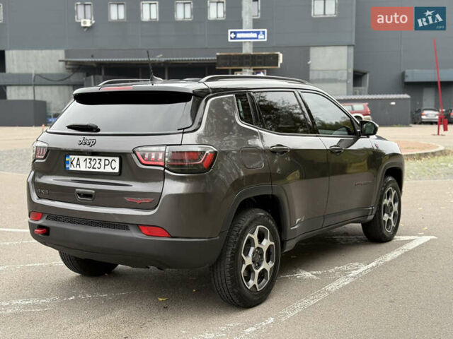 Сірий Джип Compass, об'ємом двигуна 2.36 л та пробігом 32 тис. км за 21900 $, фото 4 на Automoto.ua