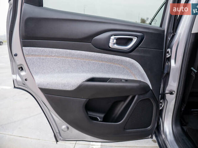 Серый Джип Компас, объемом двигателя 2.36 л и пробегом 43 тыс. км за 19500 $, фото 12 на Automoto.ua