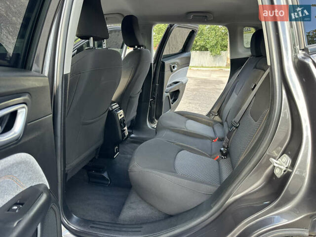 Серый Джип Компас, объемом двигателя 2.4 л и пробегом 85 тыс. км за 18500 $, фото 41 на Automoto.ua