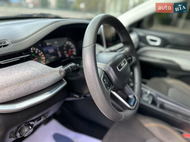 Серый Джип Компас, объемом двигателя 2.4 л и пробегом 85 тыс. км за 18500 $, фото 31 на Automoto.ua