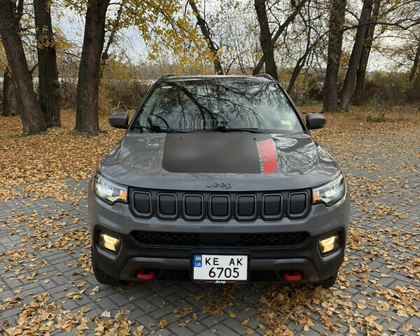 Серый Джип Компас, объемом двигателя 2.36 л и пробегом 56 тыс. км за 21500 $, фото 1 на Automoto.ua