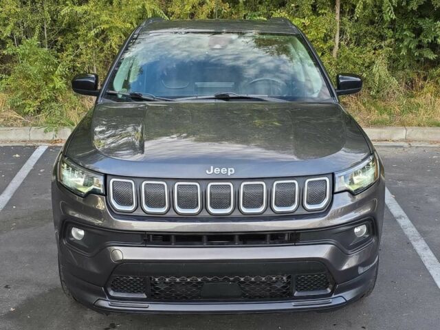 Сірий Джип Compass, об'ємом двигуна 2.4 л та пробігом 20 тис. км за 5200 $, фото 1 на Automoto.ua