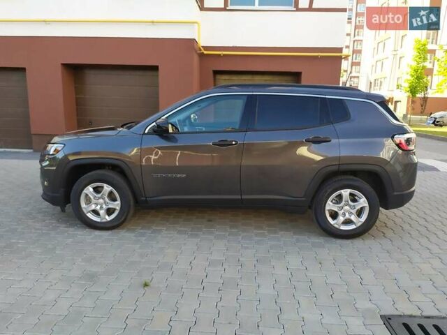 Серый Джип Компас, объемом двигателя 2.36 л и пробегом 55 тыс. км за 17000 $, фото 8 на Automoto.ua