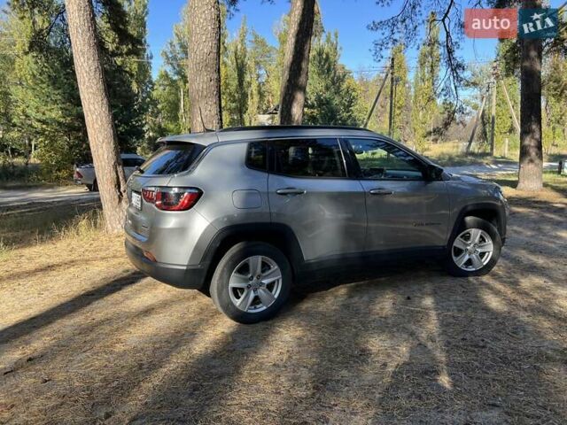 Джип Компас 2022 в Ахтырке на Automoto.ua Серый Джип Компас, объемом двигателя 2.36 л и пробегом 53 тыс. км за 20100 $, фото 5 на Automoto.ua