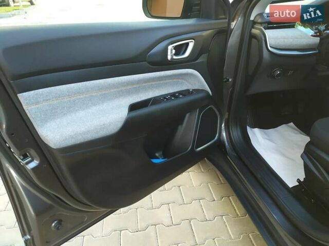 Серый Джип Компас, объемом двигателя 2.36 л и пробегом 55 тыс. км за 17000 $, фото 26 на Automoto.ua