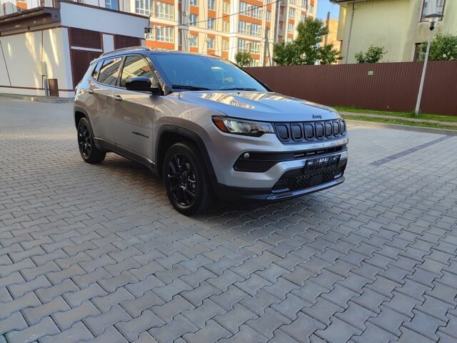 Сірий Джип Compass, об'ємом двигуна 2.4 л та пробігом 55 тис. км за 18000 $, фото 6 на Automoto.ua