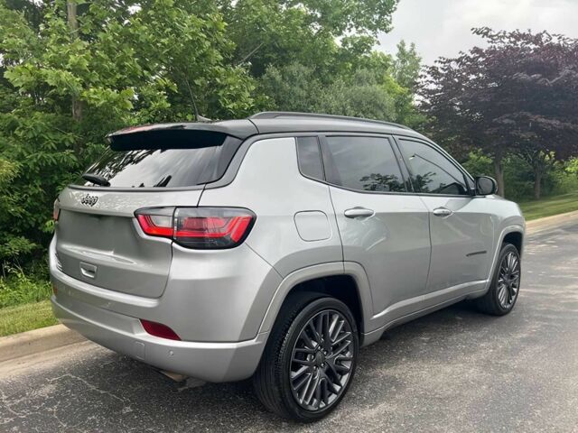 Сірий Джип Compass, об'ємом двигуна 2.4 л та пробігом 30 тис. км за 9000 $, фото 4 на Automoto.ua