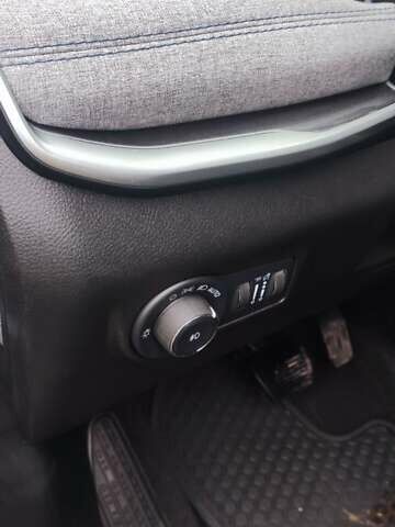 Сірий Джип Compass, об'ємом двигуна 2.36 л та пробігом 41 тис. км за 20600 $, фото 8 на Automoto.ua
