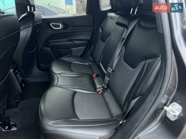 Сірий Джип Compass, об'ємом двигуна 2.4 л та пробігом 45 тис. км за 17900 $, фото 37 на Automoto.ua