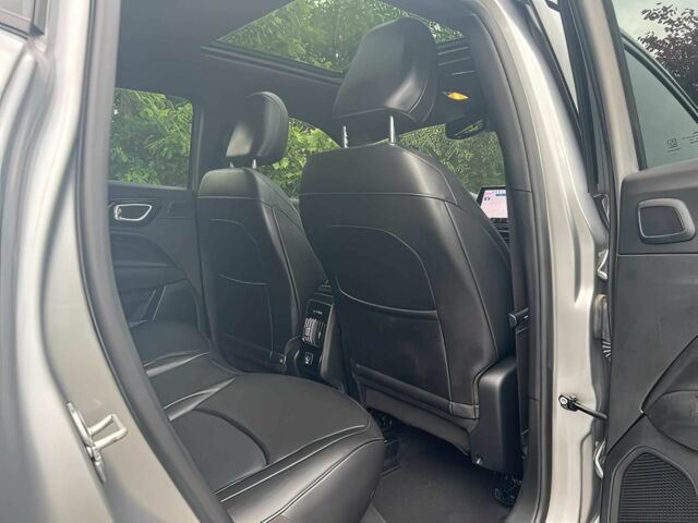 Сірий Джип Compass, об'ємом двигуна 2.4 л та пробігом 30 тис. км за 9000 $, фото 14 на Automoto.ua