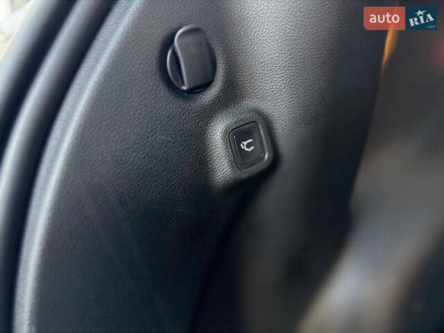 Серый Джип Компас, объемом двигателя 2.36 л и пробегом 110 тыс. км за 18700 $, фото 11 на Automoto.ua