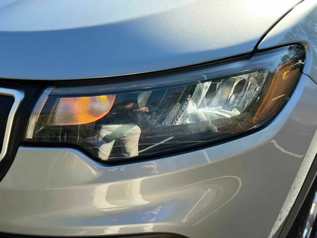 Сірий Джип Compass, об'ємом двигуна 2.4 л та пробігом 18 тис. км за 14000 $, фото 10 на Automoto.ua