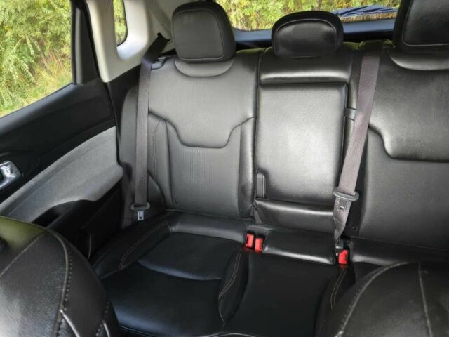 Сірий Джип Compass, об'ємом двигуна 2.4 л та пробігом 20 тис. км за 5200 $, фото 11 на Automoto.ua