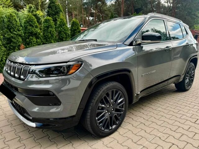 Серый Джип Компас, объемом двигателя 2.4 л и пробегом 56 тыс. км за 18500 $, фото 1 на Automoto.ua