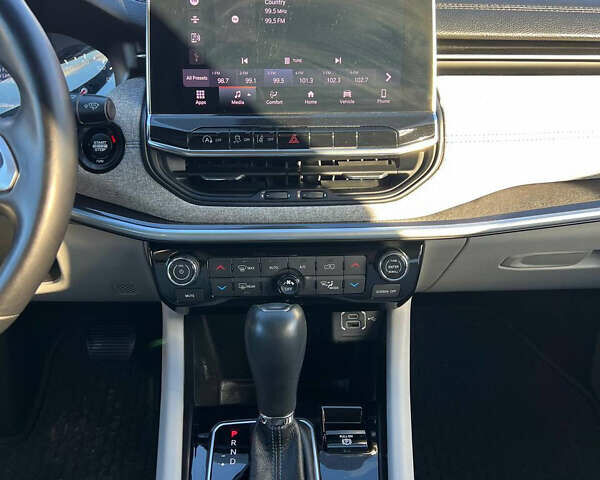 Серый Джип Компас, объемом двигателя 2.4 л и пробегом 59 тыс. км за 19500 $, фото 11 на Automoto.ua