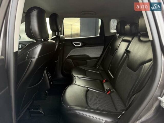 Серый Джип Компас, объемом двигателя 2.36 л и пробегом 166 тыс. км за 15700 $, фото 42 на Automoto.ua