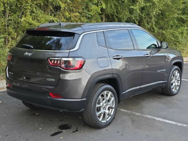 Сірий Джип Compass, об'ємом двигуна 2.4 л та пробігом 20 тис. км за 5200 $, фото 6 на Automoto.ua