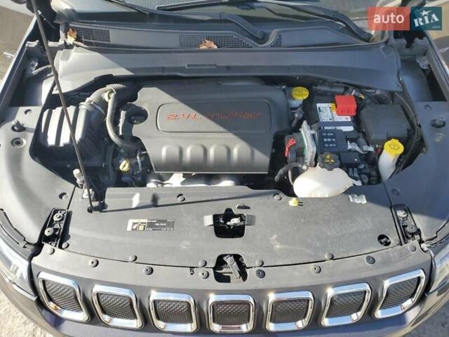 Серый Джип Компас, объемом двигателя 2.4 л и пробегом 28 тыс. км за 14850 $, фото 10 на Automoto.ua