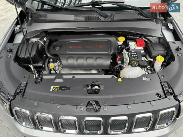 Серый Джип Компас, объемом двигателя 2.36 л и пробегом 47 тыс. км за 20600 $, фото 46 на Automoto.ua